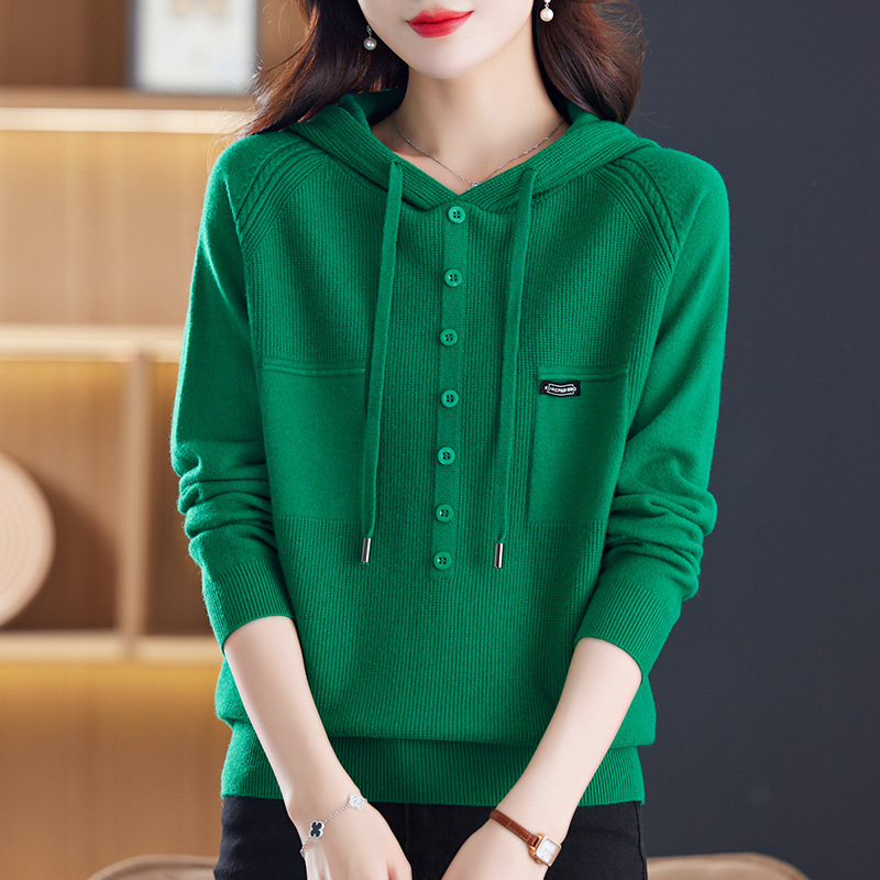 Hooded sweatshirt for women's spring and autumn 2024 new bestseller, fashionable and stylish autumn and winter top, middle-aged mom knitted sweater Application Scenario