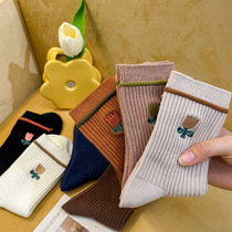 Socks women's socks autumn and winter new double-needle mid-tube socks long staple cotton floret-embroidered long socks Yiwu cotton socks a hair manufacturer direct sales