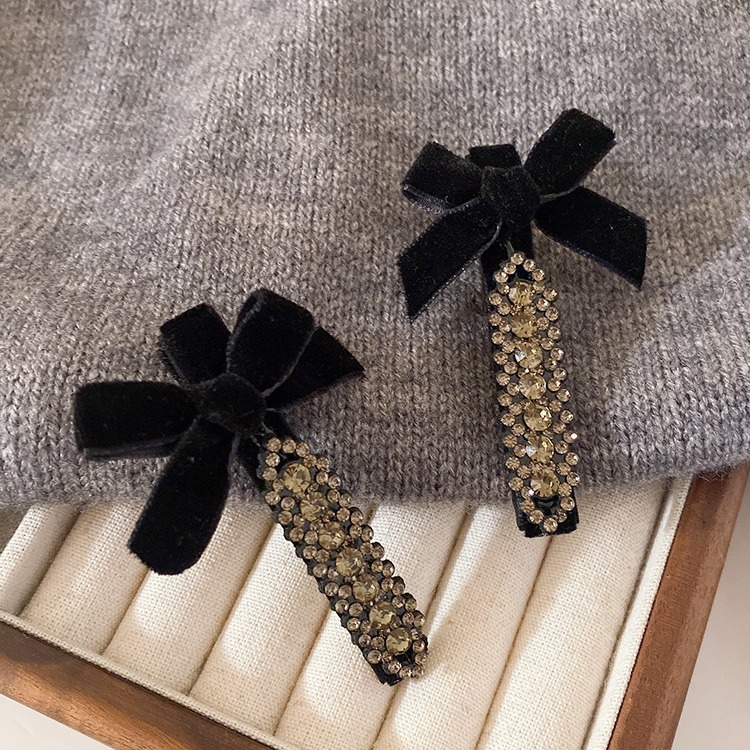 2 Pieces! Velvet Bow Hair Clip ~ Vintage French Little Scent Grey Rhinrhinee Premium Fringe Clip