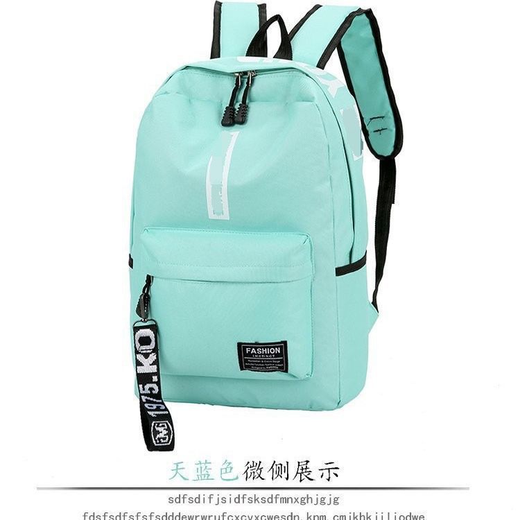 A large-capacity canvas backpack for junior high school students, a trendy Korean-style schoolbag, a painting bag, and a student backpack Application Scenario