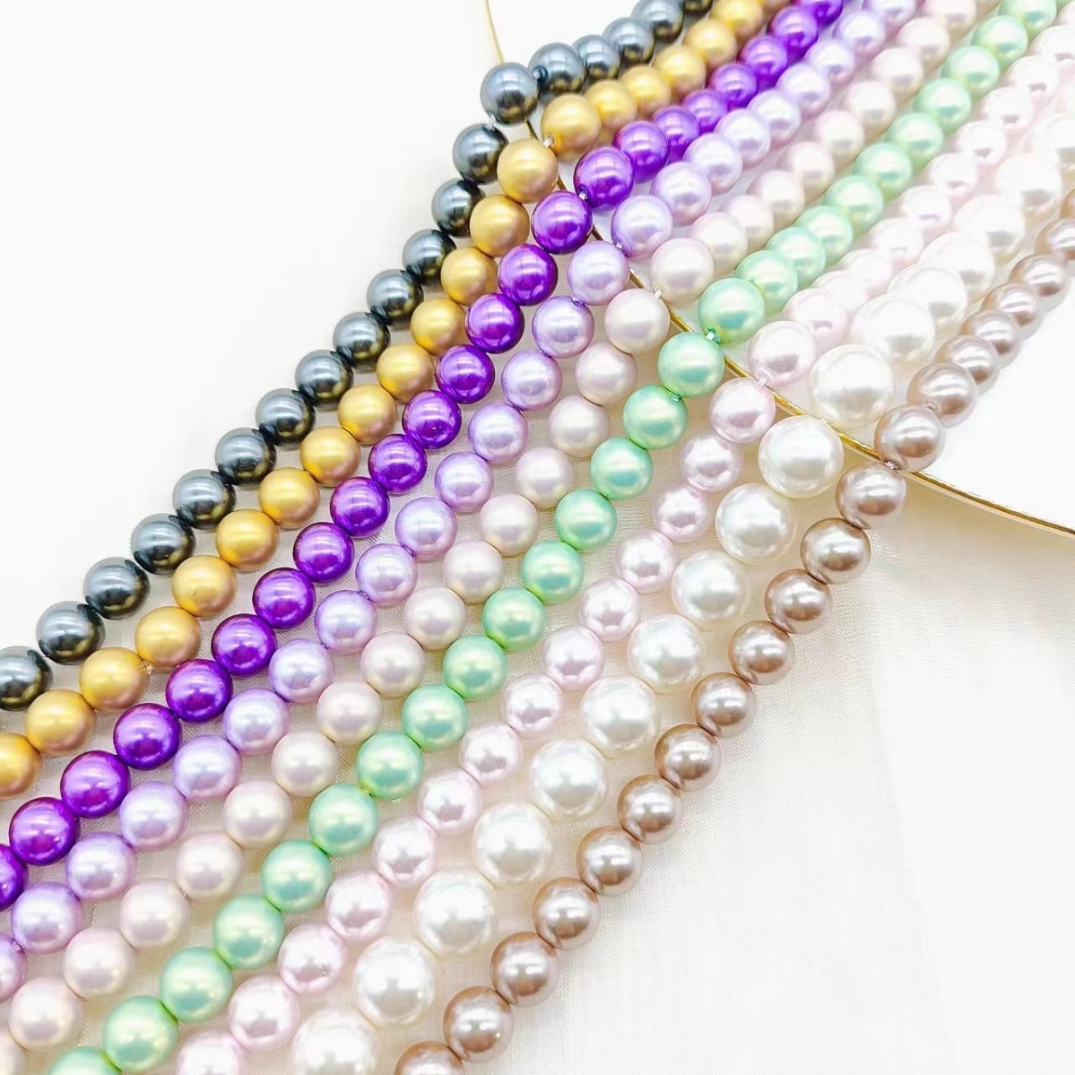 diy Tahitian beaded necklace, bracelet, accessory and jewelry of Imitation Shi Family Pearl 650 loose beads, white round imitation shell beads Application Scenario