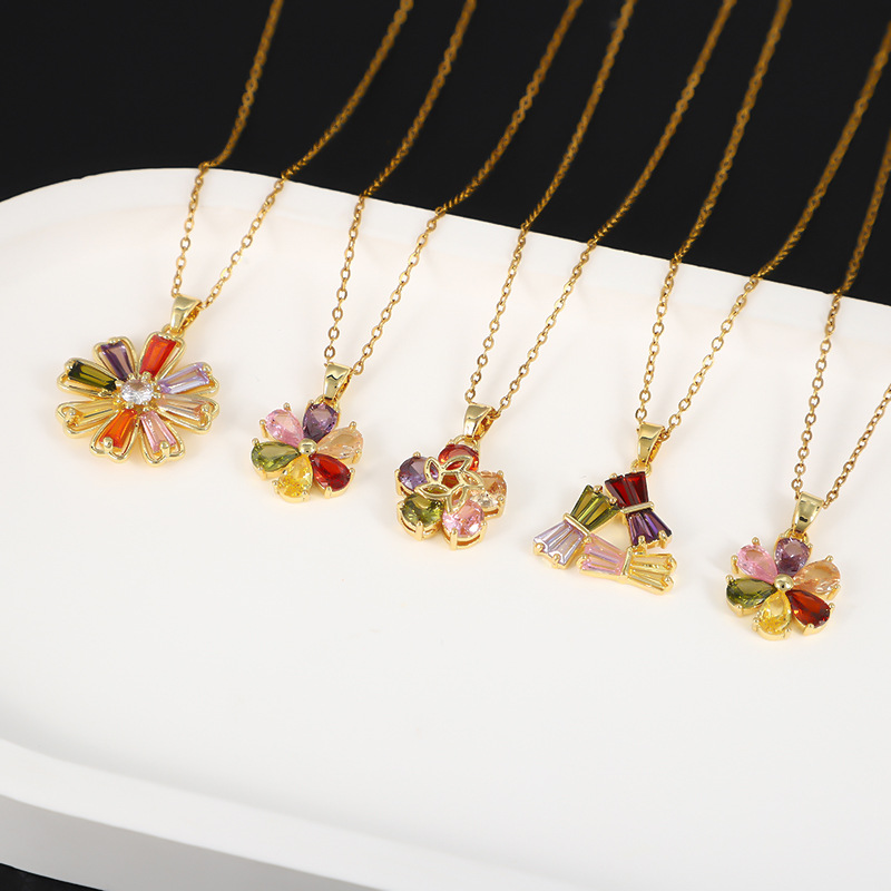 Colorful diamond pendant, flower titanium steel zircon necklace, short floral collarbone chain with a cold female personality details Picture