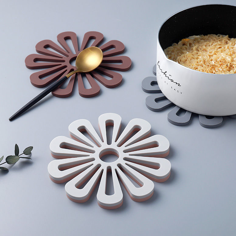 创意北欧风加厚桌垫餐桌隔热垫  防烫垫家用盘子垫花型防滑茶杯垫图