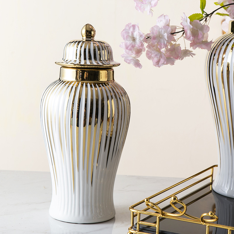 2025 New creative Wabi-sabi style light Luxury Art Ceramic Vase ins High appearance Level hotel and homestay decoration wholesale Application Scenario