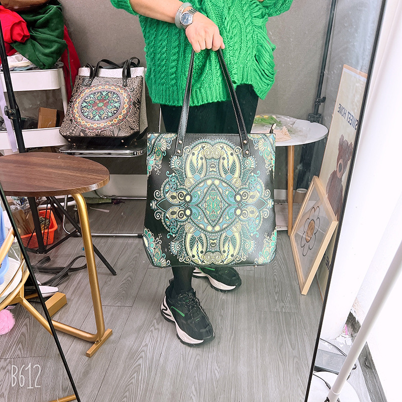 New women retro ethnic style single shoulder shopping bag Mommy bag portable shopping bag storage type fashion bag woman Specification drawing