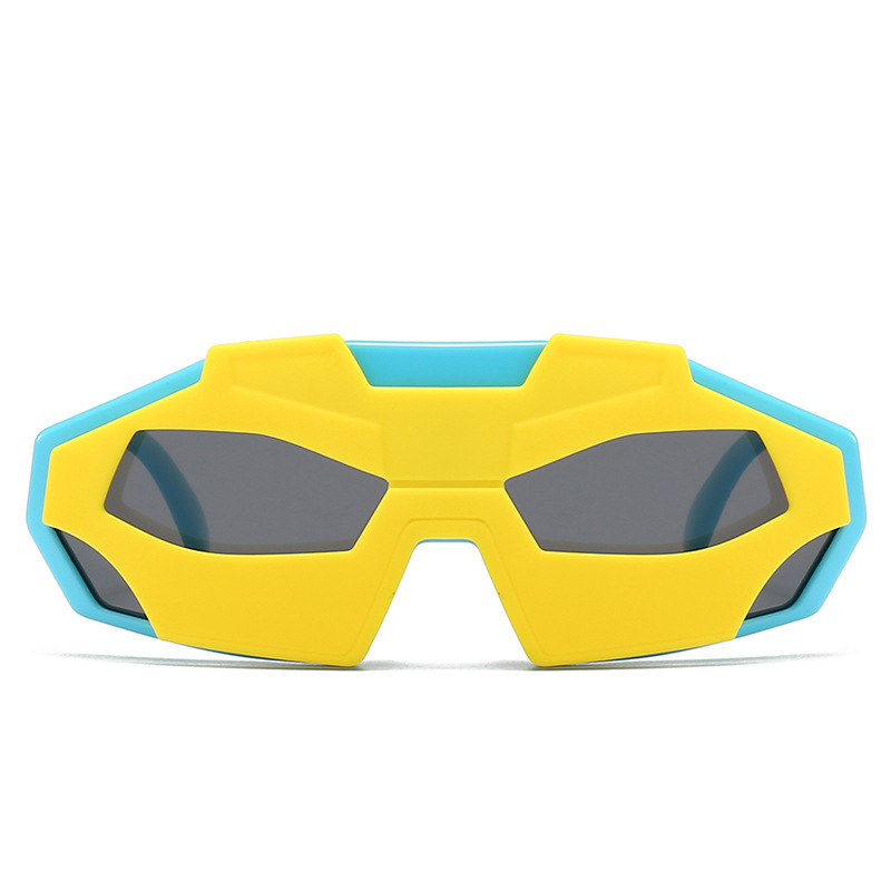 New Children's Sunglasses Cute Cartoon Polarizing Primary School Sunglasses Sunshade Mirror 10-093 Application Scenario