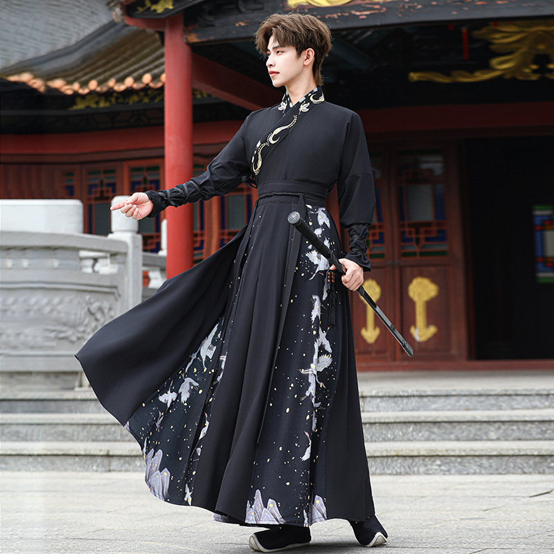 Chinese trend Hanfu men's clothing, Chinese-style nine-torn skirt, Chinese trend men's clothing, ancient style, cool and powerful, mischievous young man performance class uniform Application Scenario