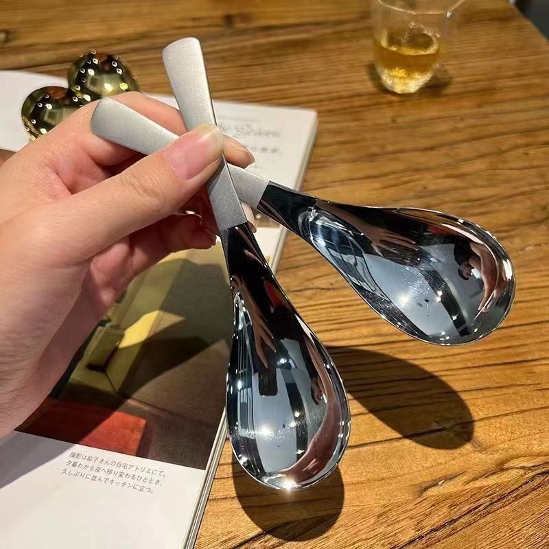 Stainless Steel Spoon Earl Earl Spoon Children's Side Food Spoon Dessert Spoon Spoon Hotel Soup Spoon Palace Spoon Tableware