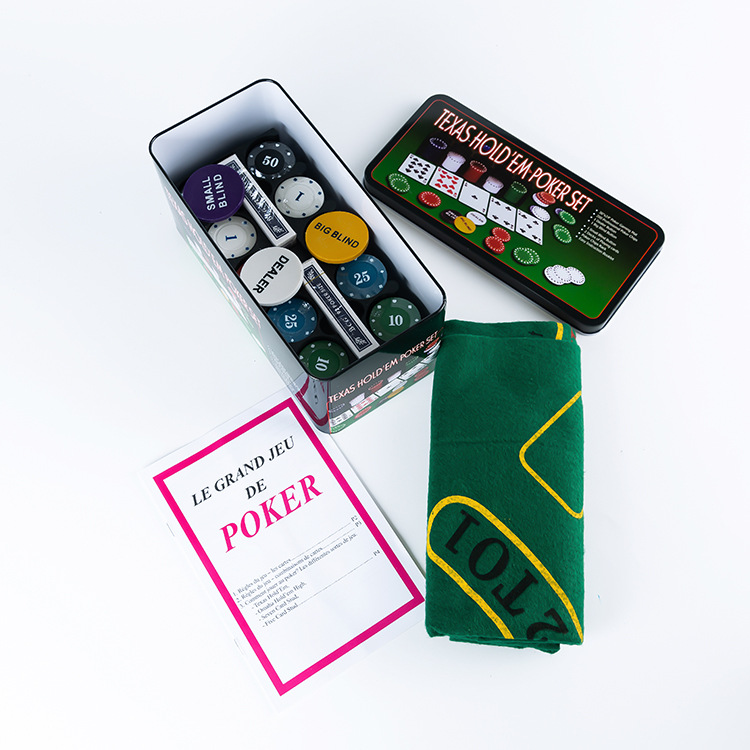 Blackjack Set 200 Chips With Tablecloth Size Chip Iron Box In One Piece details Picture