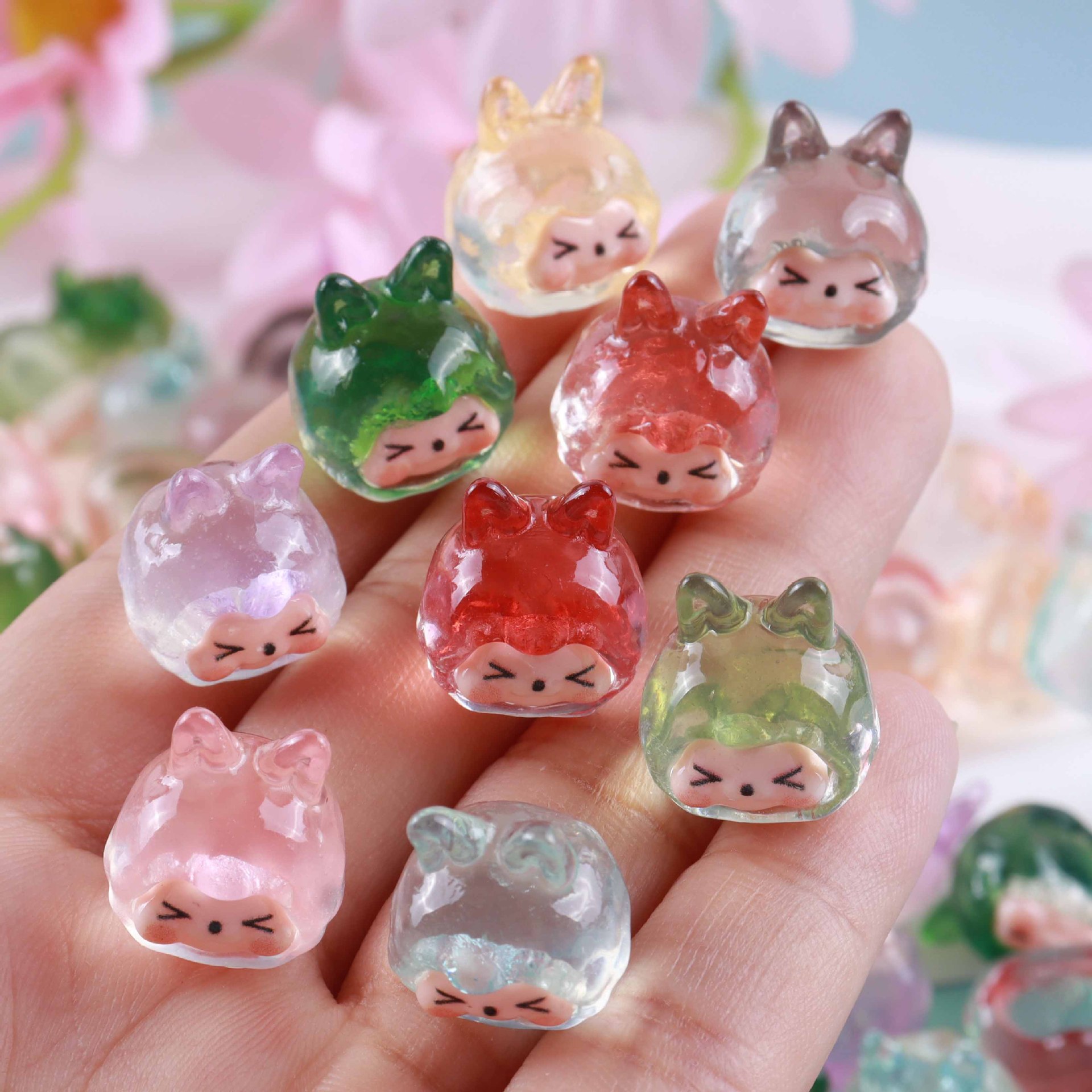 Adorable adorable Ice Crystal Micro-landscape kiki accessories diy car tabletop decoration creative fashion play material batch full figure