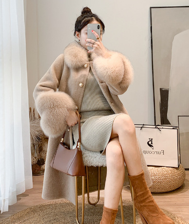 Price Difference Sheep Cashmere Coat Lady details Picture