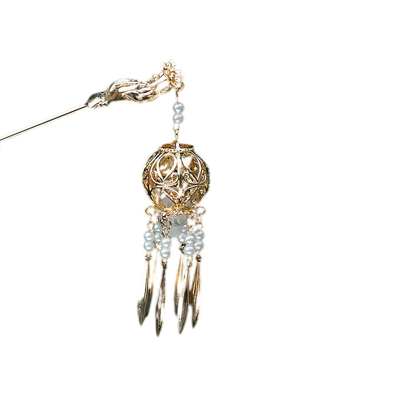 Hairpins with ancient style, new Chinese style, high-end feel, tassel step, shaking head decoration, court luminous hairpins, coiled hair, palace lanterns, hairpins and hair accessories Item Picture
