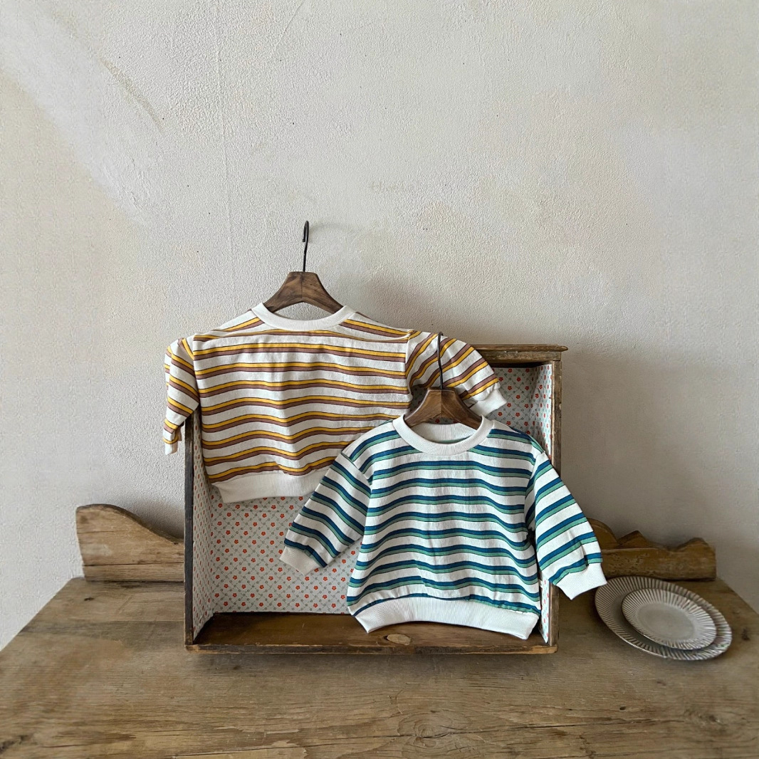Boys' hoodie, children's pure cotton long-sleeved striped T-shirt, girls' new spring and autumn outerwear fashionable round-neck casual top
