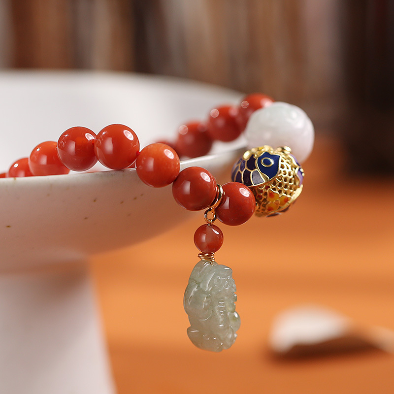 Factory direct sales of natural full-flesh south red agate bracelet, jade PI Xiu pendant, cloisonne double fish bead accessory bracelet Specification image