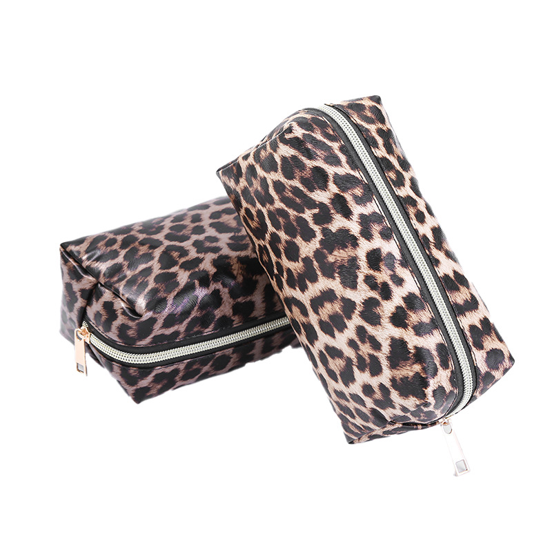 New PU leopard print hand-held cosmetic bags, home leopard print travel bags, toiletries bags, hand-held bags, and European and American fashionable storage bags Item Picture