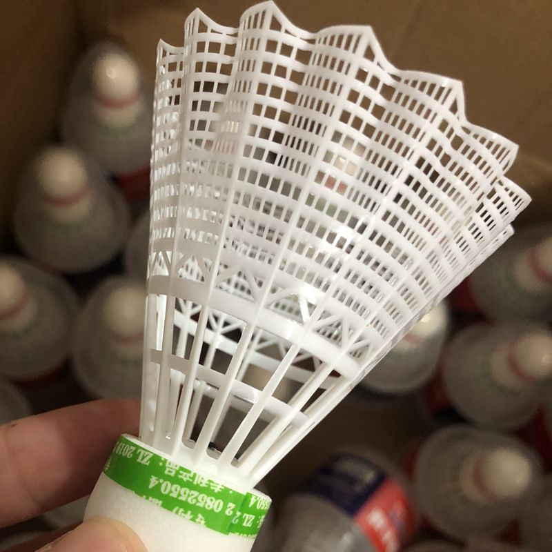 LED Shuttlecocks Packaging