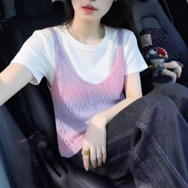 "4.3/ Spring New Arrivals" XUAN XIAO JIE Gradient Knitted Halter Vest T-shirt for women Application Scenario