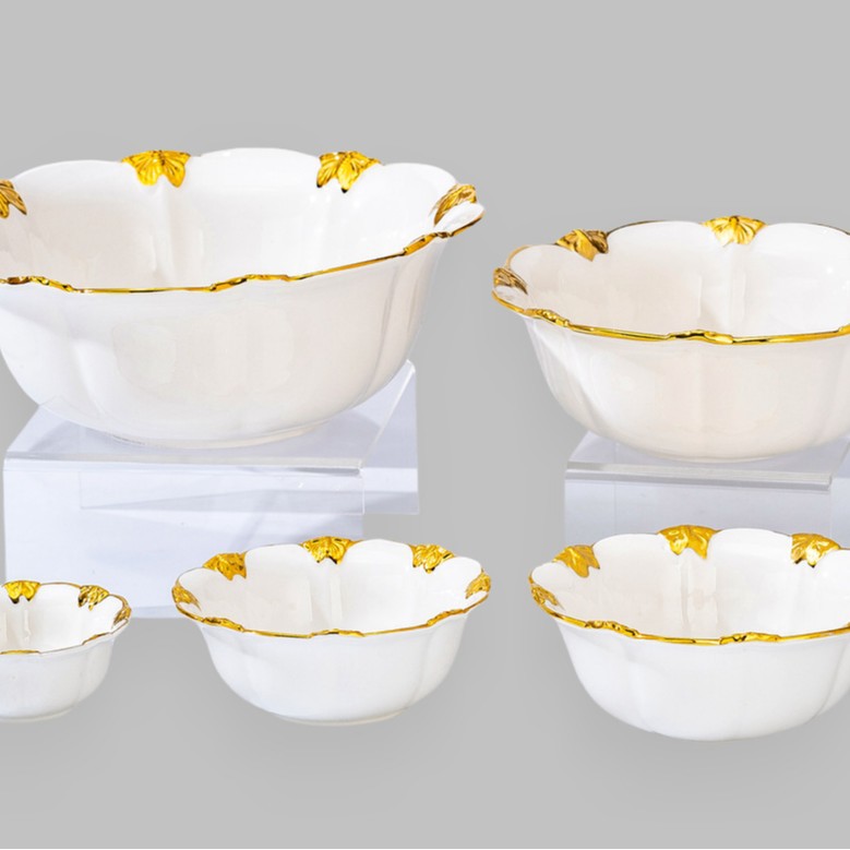 Light luxury ceramic tableware set, high-end gold-plated plates with gold edges. Sub-wholesale. details Picture