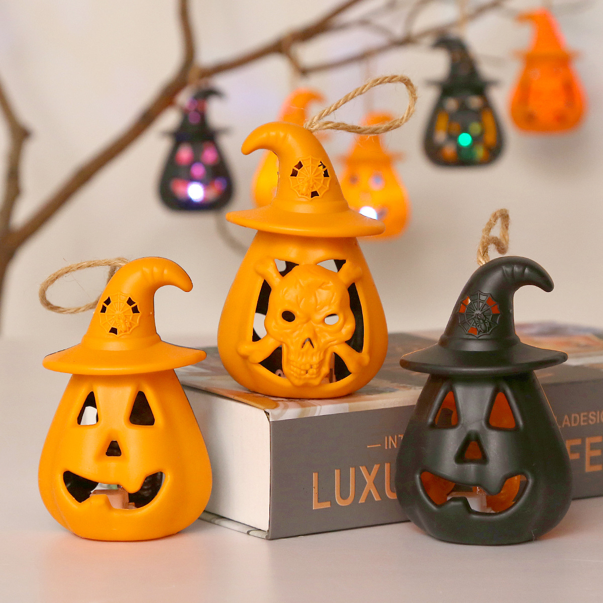 Cross-border bestseller Halloween scene decoration lights: led pumpkin lanterns, skull l pumpkin lanterns, decorative small lanterns Specification drawing