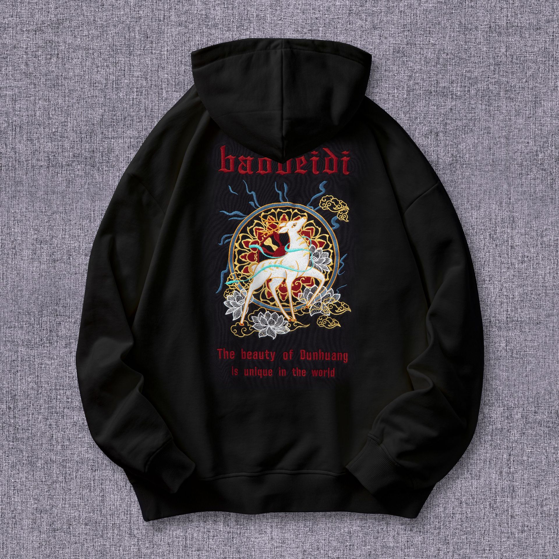 The new autumn and winter collection of heavy-duty embroidery hoodies, men's hooded shirts, large-sized men's pullovers and casual couple shirts from a trendy brand