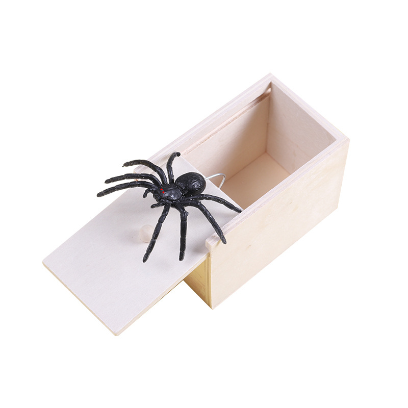 A shocking spider wooden box, the same style as Douyin, is a parody and creative prank toy. Wholesale from the spider prank manufacturer Item Picture