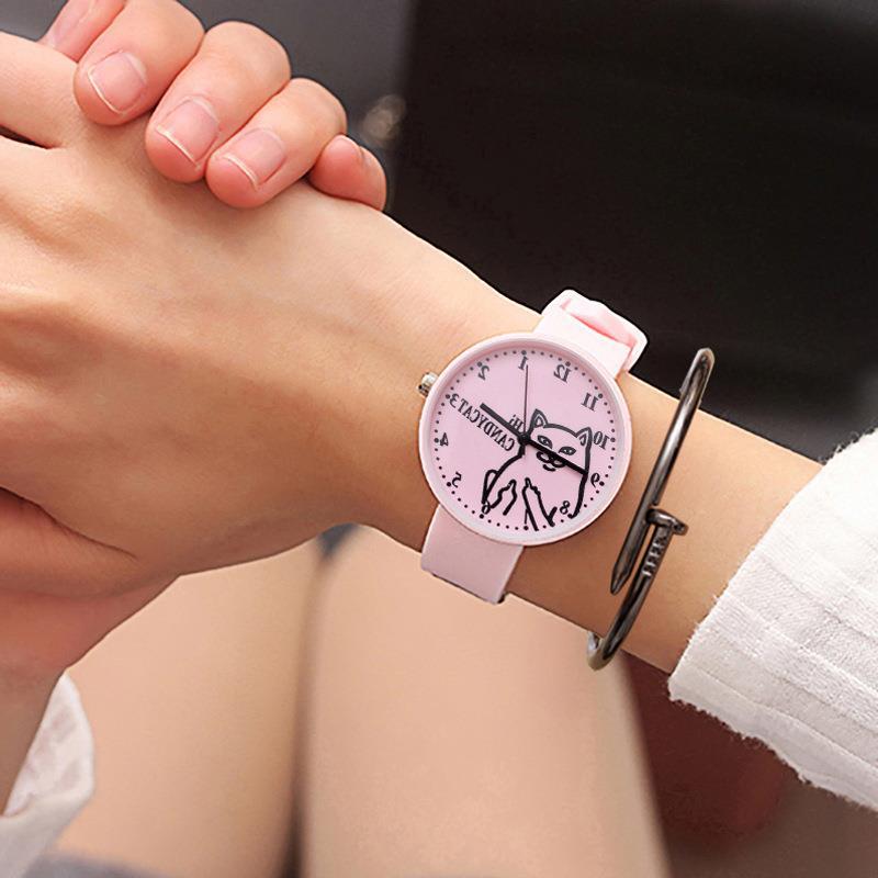 韩版简约潮流产品图