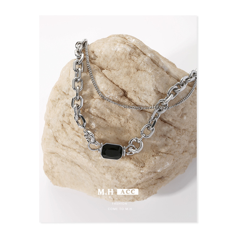 Switchable gemstone necklace with a unique female design, light luxury, niche and high-end style, a new trendy and cool sweater chain in an ins style details Picture