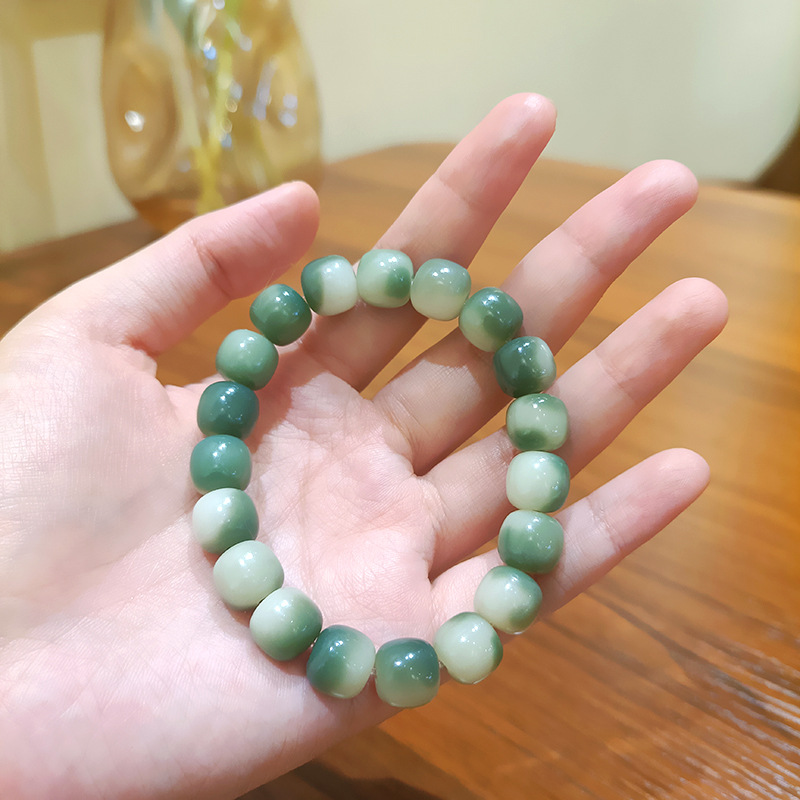Small Red Book With Natural Weathered Bodhi String Personality Play Winding Finger Soft Bracelet Young Temperament Jewelry Application Scenario