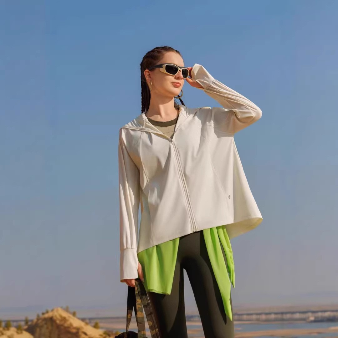 Ropa de protección solar de mujer de hilo crudo slim fit cardigan con sensación de hielo piel transpirable abrigo UPF50+ ropa de protección solar de seda de hielo details Picture