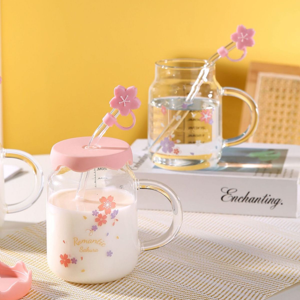 A high-quality, stylish, inS-style, fresh and delicate floral glass water cup for home use, a milk cup for girls' offices with a lid and a straw details Picture