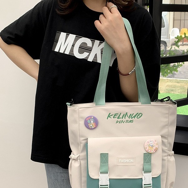 书包学生2023时尚/玉桂狗双肩背包/玉桂狗包/卡皮巴拉/商务书包细节图