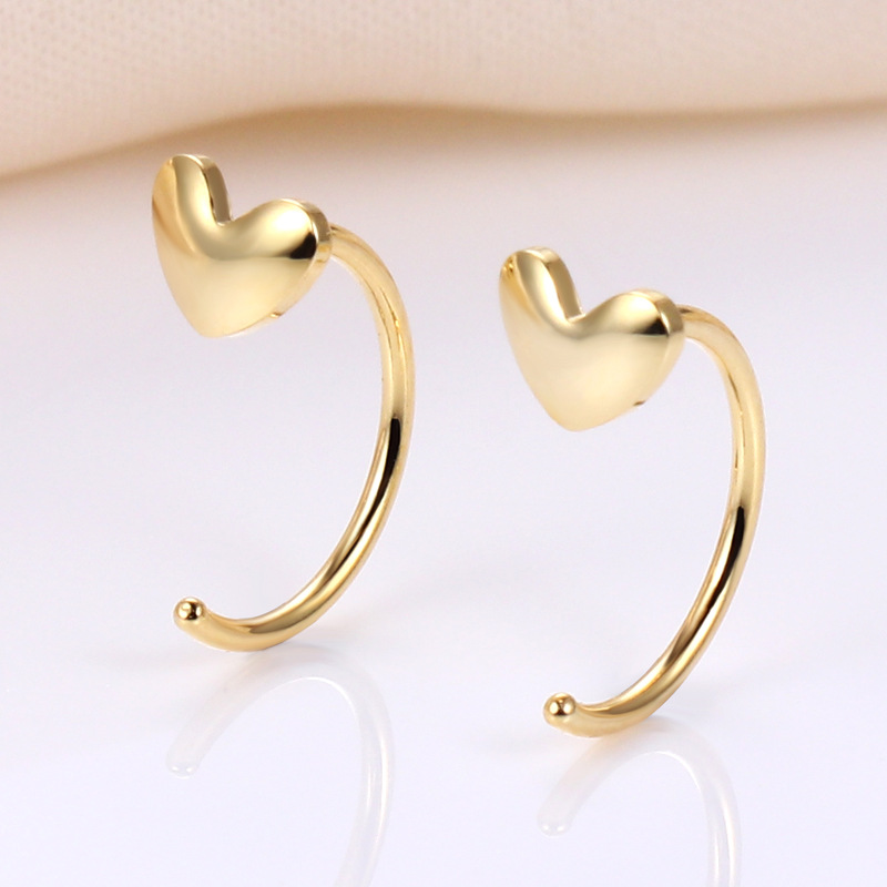 Qi Ai S925 Silver Style Small heart-shaped ear hooks, Japanese and Korean fashionable heart-shaped ear studs, super cute and ethereal heart earrings