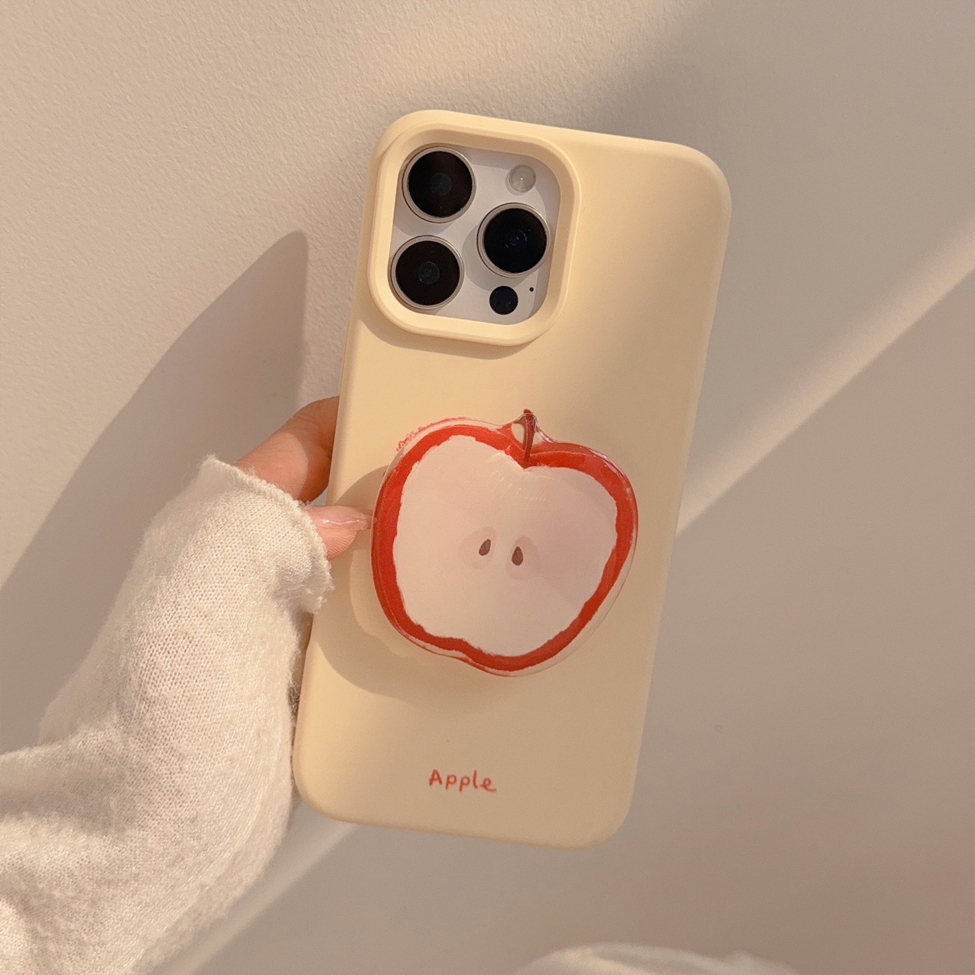 The red Apple stand is suitable for the iPhone 16promax phone case and iPhone 17. It is a niche summer 14 silicone 13 pendant Specification image