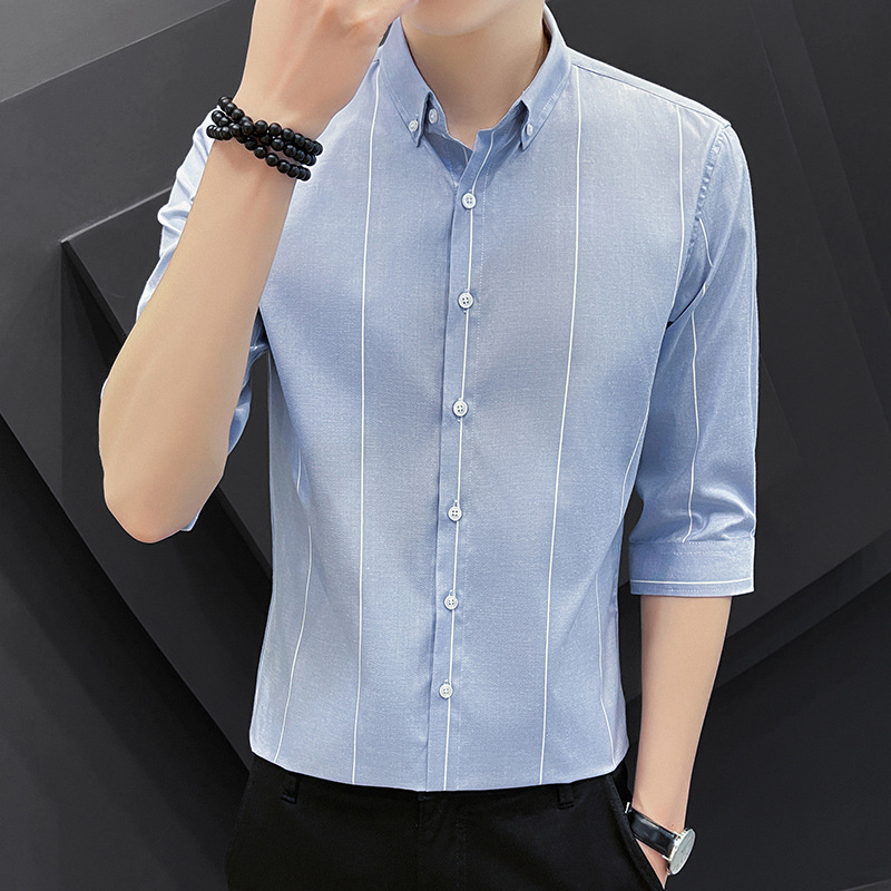 The new men's three-quarter sleeve shirt is a trendy Korean-style, slimming and stylish, light luxury, casual and versatile shirt for young men Application Scenario