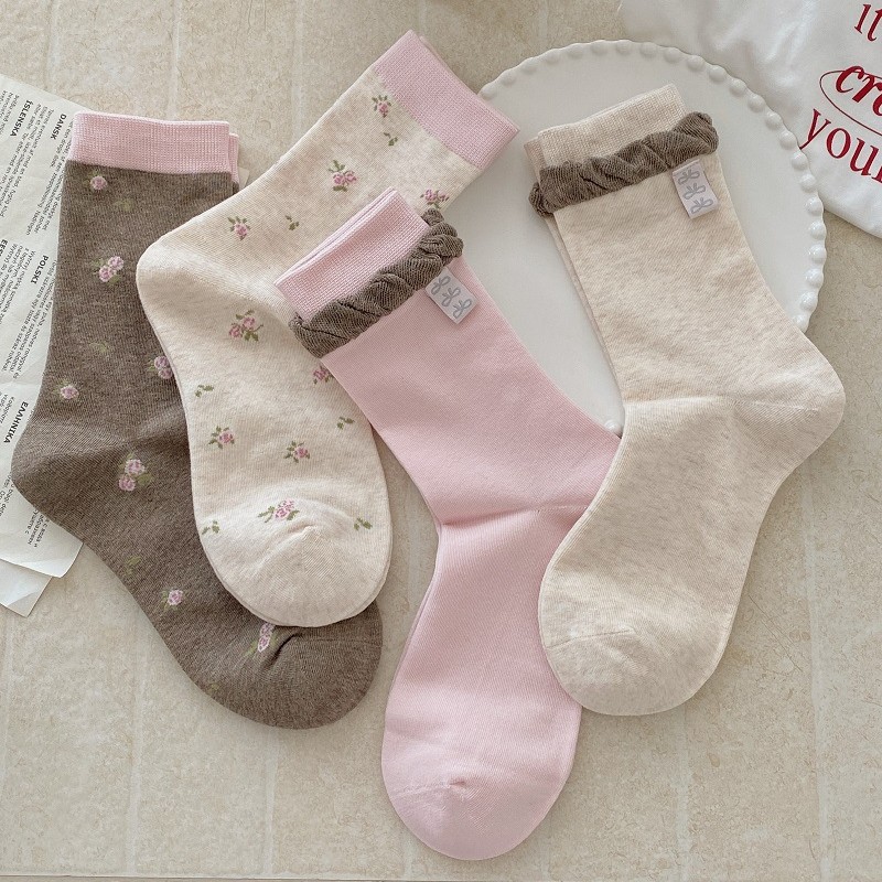 Sweet style Korean small floral socks for women, Japanese-style versatile mid-calf socks, pinkish-brown boneless pile long socks for one-piece delivery at the sock stall full image