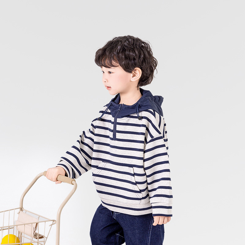 Valley of the Wind 2025 Spring New Children's Korean-style contrasting color hooded sweatshirt for boys, versatile loose striped pullovers details Picture