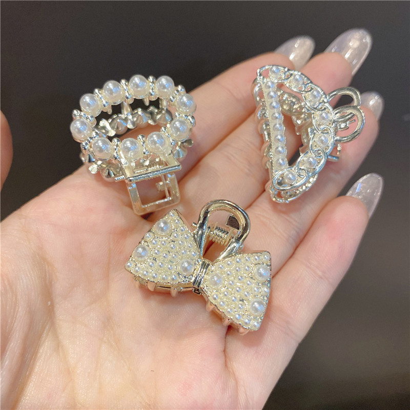 High Ponytail Grab Clip Small Temperament Elegant Hair Clip Korean Back Head Clip Fixed Magic Hair Clip Shark Clip details Picture