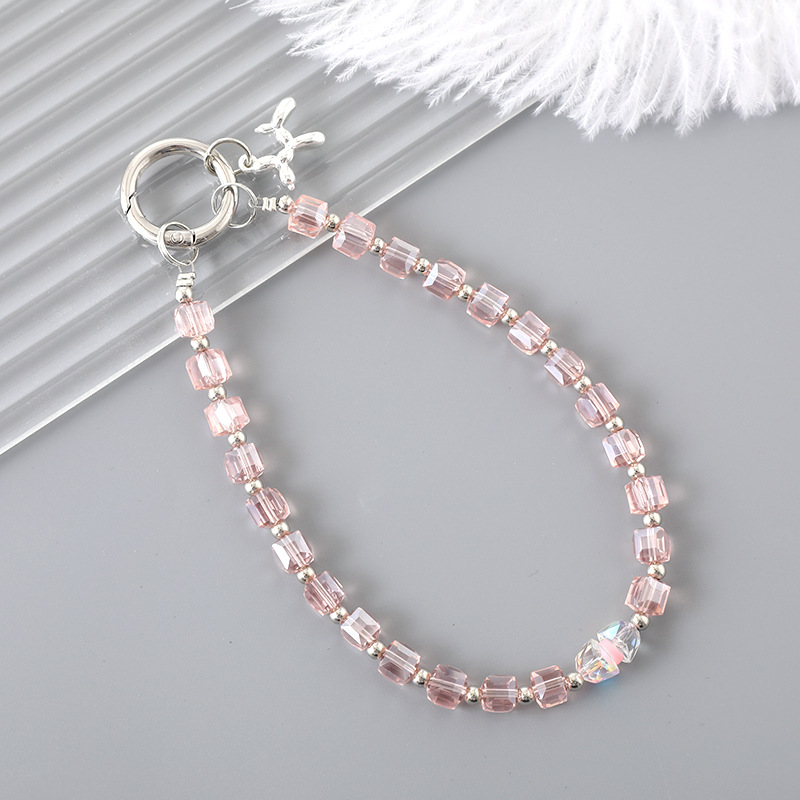 New crystal beaded pendants, fashionable and light luxury luggage pendants, phone cases, keychains, lanyard, anti-drop phone chains Application Scenario