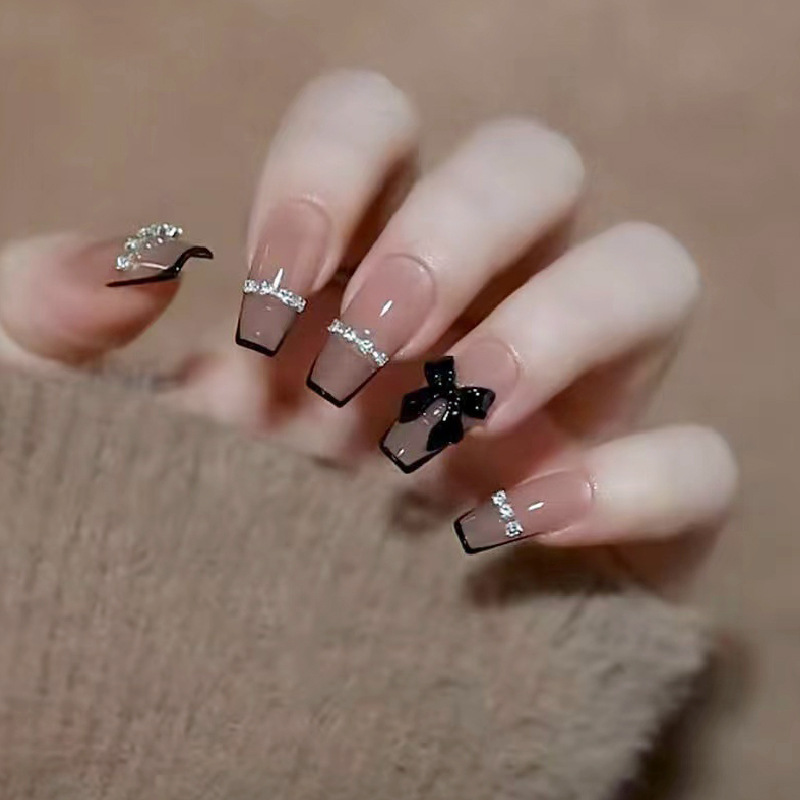 Wear nail patch Long black French chain fake nail patch nail nail product wear nail wholesale