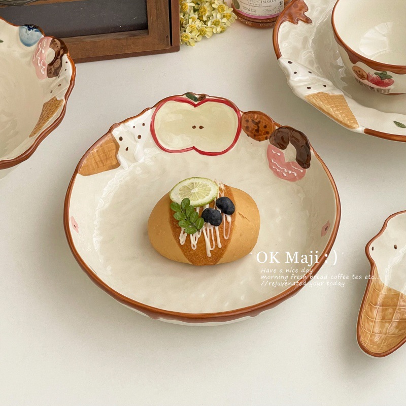 下午茶点心盘精致果盘造型好看的盘子可爱卡通陶瓷餐盘家用早餐盘