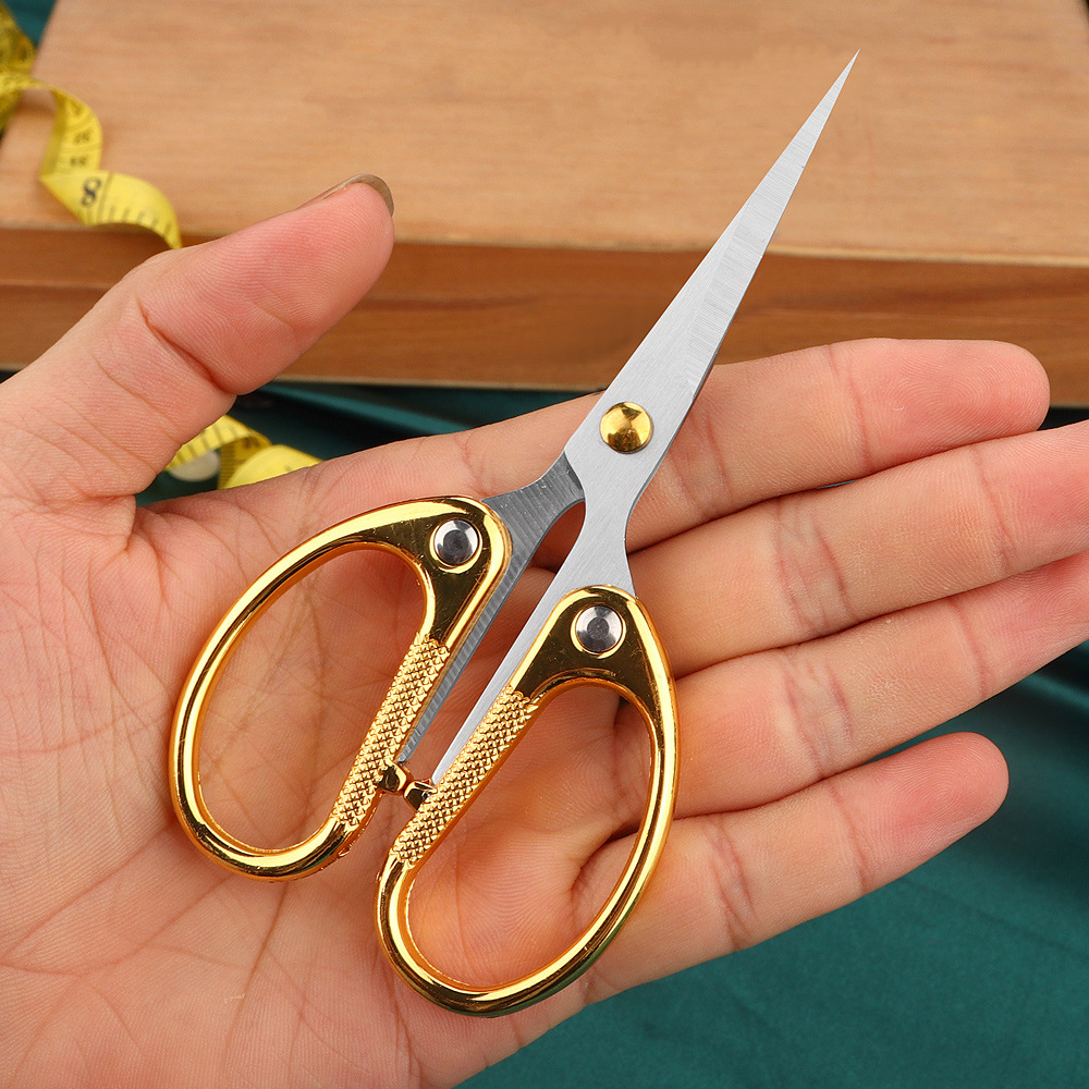Lin Tai's office scissors, stainless steel, zinc alloy, paper-cutting scissors, children's and students' hand scissors, stationery scissors Specification image