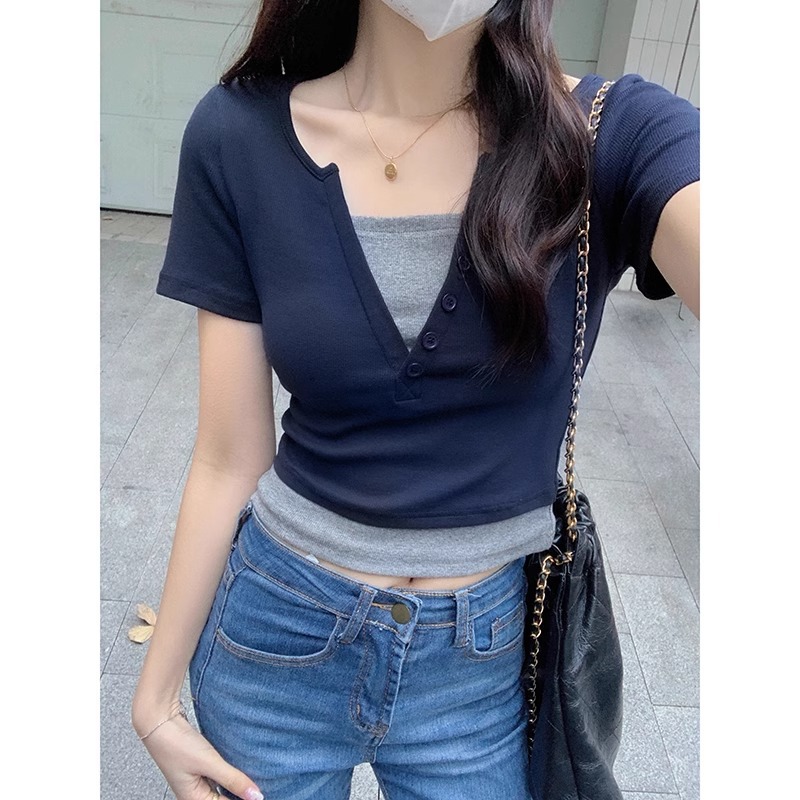 Pink V-neck off-the-shoulder T-shirt for women, short sleeve, new spring and summer style, two-piece design, slim and short, pure and sensual Specification image