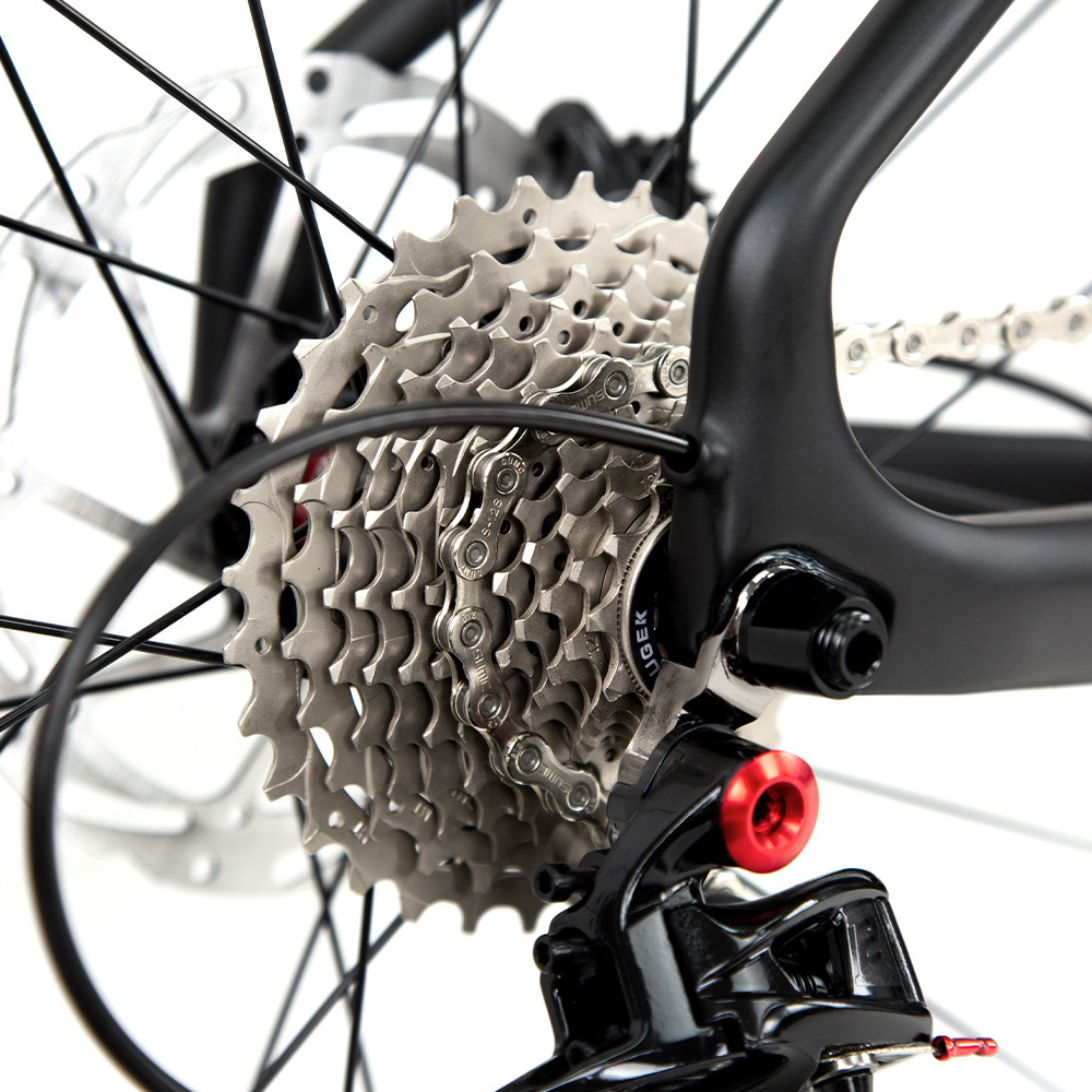 Youdaoplaceholder0 New Gravel-X Gravel Road Bike 24-Speed Oil Disc Brake Carbon Fiber Mountain Bike Melon Bike Application Scenario