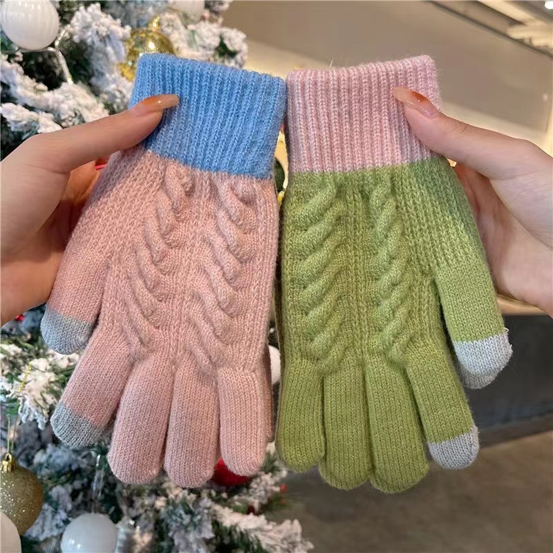 Wholesale of new winter plush gloves, knitted gloves, cute cold-proof touch screen gloves for girls in autumn and winter, and warm student gloves details Picture