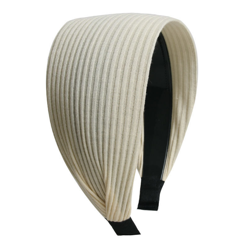 The wide-brimmed autumn and winter grey hair band, the same as Yi Mengling's, is a high-end, stylish and fashionable headband for women's face washing Item Picture