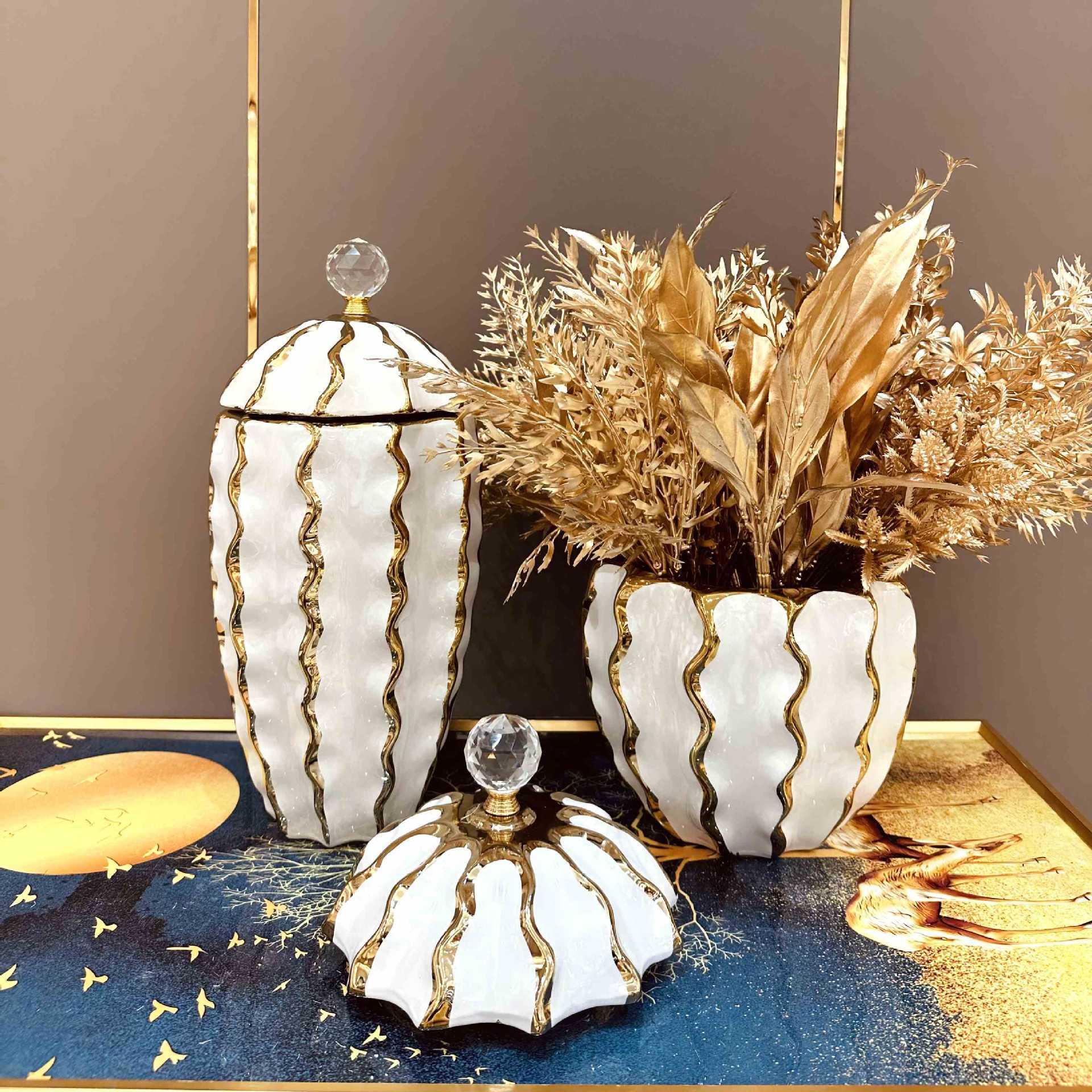 General can vase decoration light luxury process model room export European plated gold ceramic soft decoration porch decoration watermelon pattern gold-plated ceramic vase details Picture