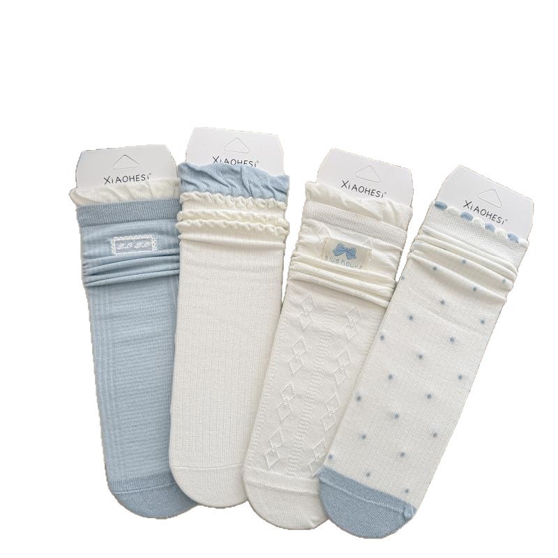 One-piece consignment of socks from the street stall, featuring ballet style, thin Japanese and Korean school style, glass fiber lace polka dot mid-calf socks, pile socks, and women's socks Item Picture