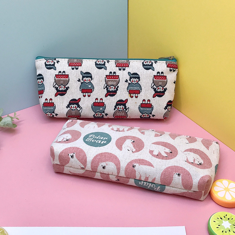 Korean-style simple cartoon animal pen case, creative pencil stationery bag, cute cotton and linen toys for children, gifts for primary school students