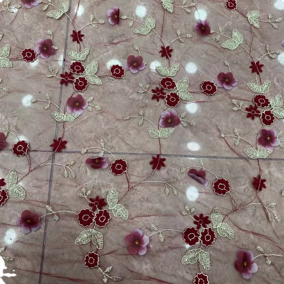 弘利科技新款 婚纱童装连衣裙绣花布 现货 跨境立体手工订花绣花面料 HLJC-1126白底实物图