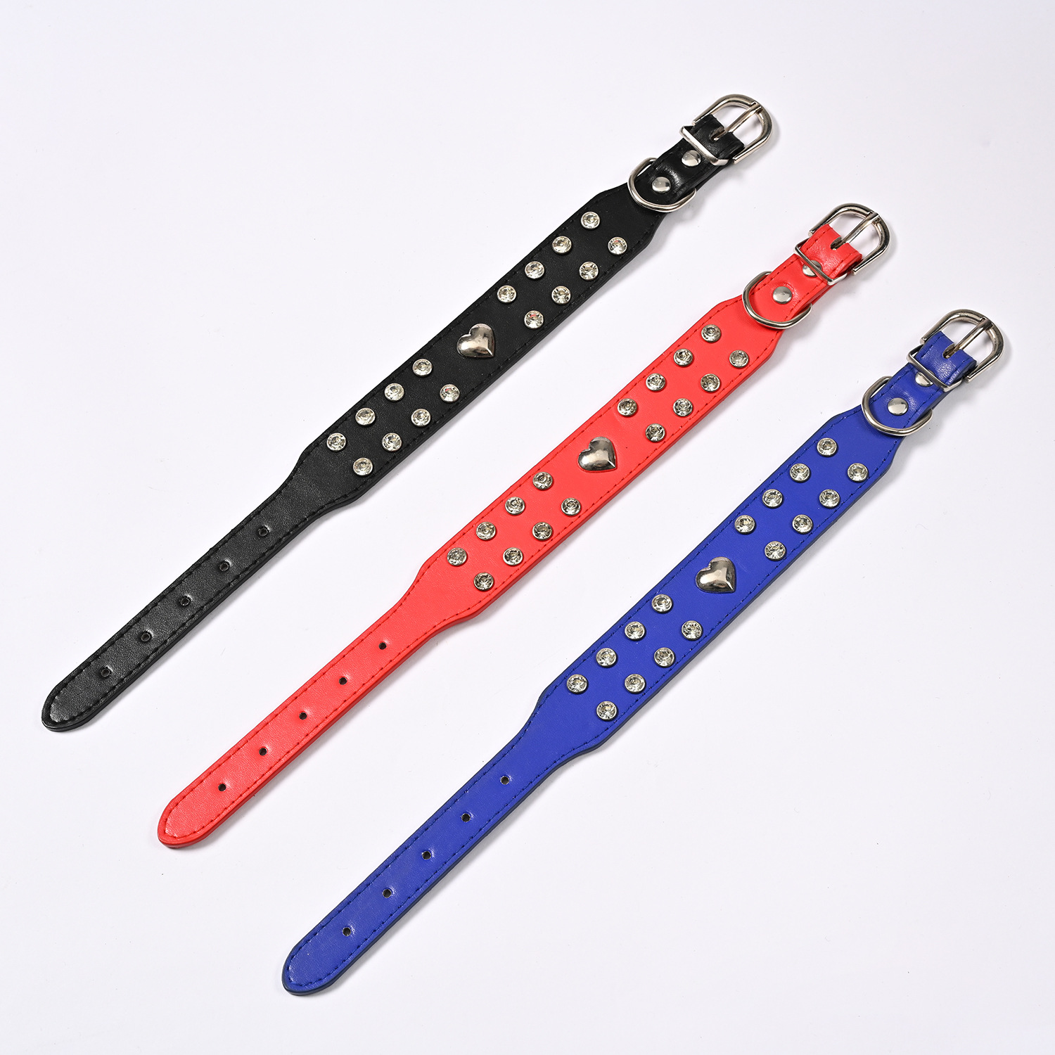 2022 New PU leather heart-shaped dog collar, pet neck collar, pet accessory, adjustable dog collar, factory wholesale details Picture